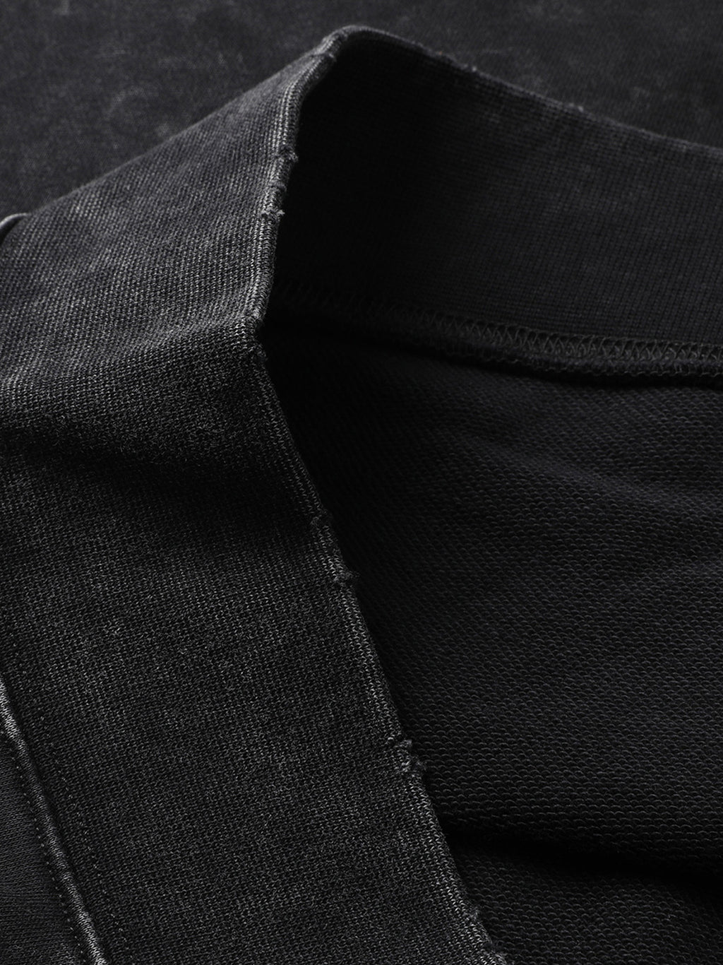 Essential Raw-Edge crewneck sweatshirt